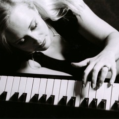 Rolling In The Deep (Adele Cover) Velvet Blonde Nina Finn