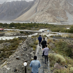urdu  bazum
