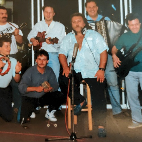 Ішов миколай плюс