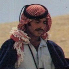 ضايقٍ في حلقي الثوب الحجازيَ ..
