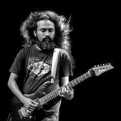 Dhirumaa Maraa Gulhaalaa Meets Metal