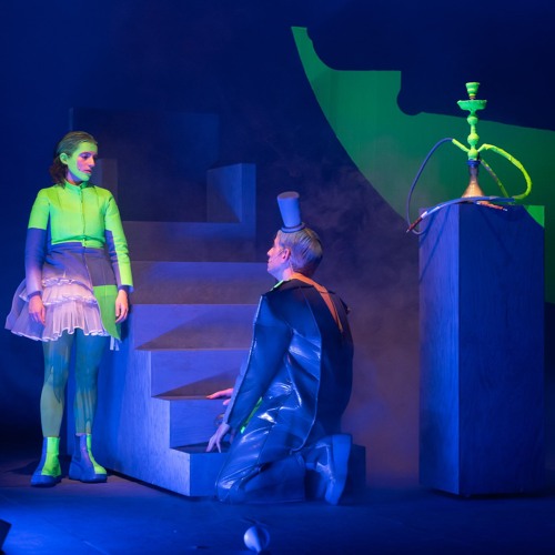 Scene 6 : "Nous vous tiendrons informés..."