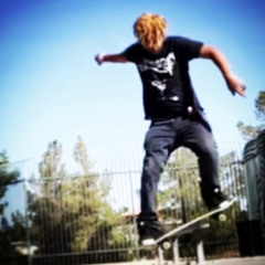 dkhow2feel (c44sket)