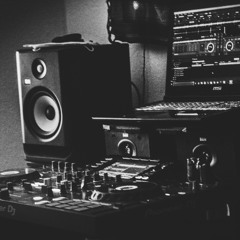 Smokecity - Simple Piano V3 (RAW)