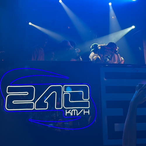 HARD GROOVE AND BOUNCE