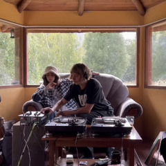 Classic Deep House Vinyl Mix | Guido Sartoris & Ludmila Di Pasquale