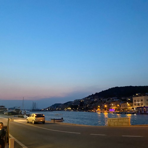 4. Riverside [85]