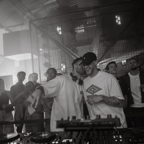 Sozef B2B Mat Gusty | Thuishaven Paasweekender 2025
