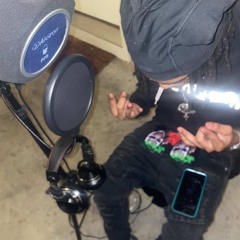 trenchmobbhex - step on you [prod: stendos] [@djgren8de + chin0gl6ss + bleedingteen exclusive]