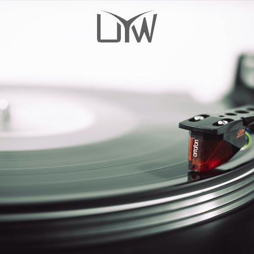 uYw  - Early Hardstyle #01