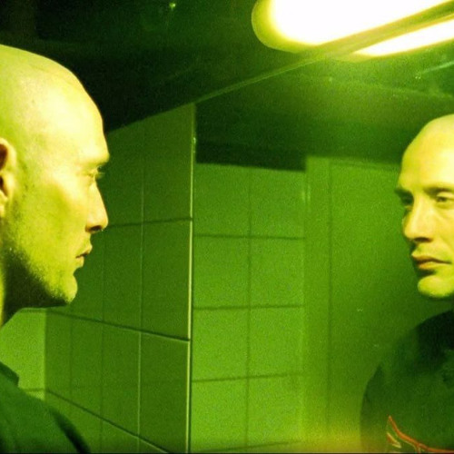 see myself in the mirror and i wish i couldn't see (prod. wokluva)