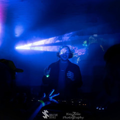 125bpm Funk and Deep house essentials Mix