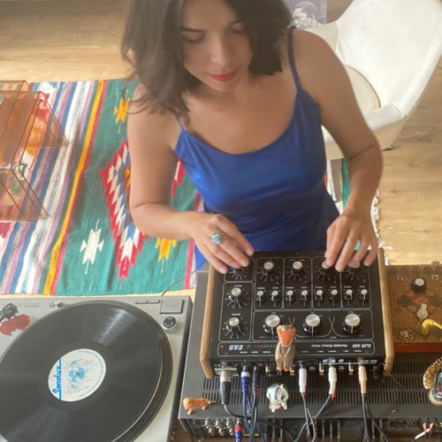 Guest Mix: Cumbia Selection with Coco Maria