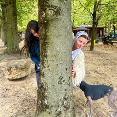 Poems from the woods w Marguerite & lilo @ Kiosk Radio 22.09.2025