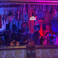 Zigghurath at 5050winterfest - hybrid set - Ankleideraum