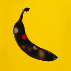 Music for bananas - Drella by streetlight