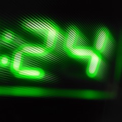 2-4 [Techno Club]