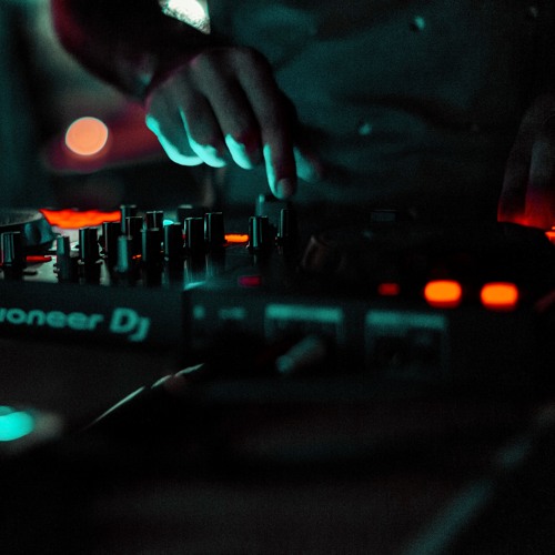 August in Paris Mix 08-24