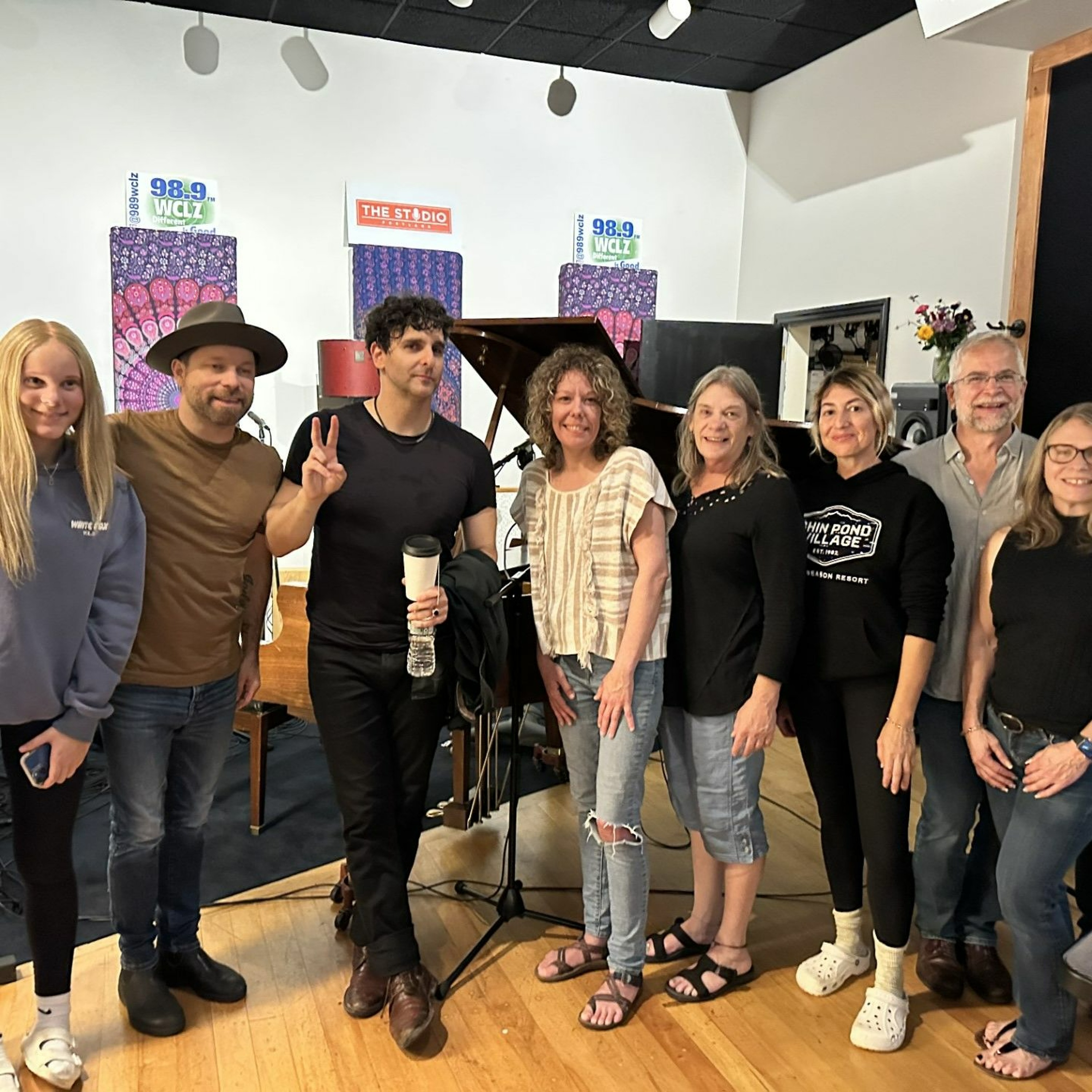 98.9 WCLZ