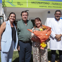 Claudia Montanaro - La Provincia inauguró el vacunatorio del hospital de Cervantes