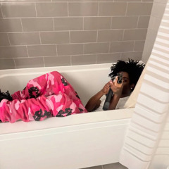 Pradabagshawty - Hoodie Season (prod. carlxs)