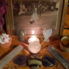 A LIL GET DOWN FOR ROX C. BROWN