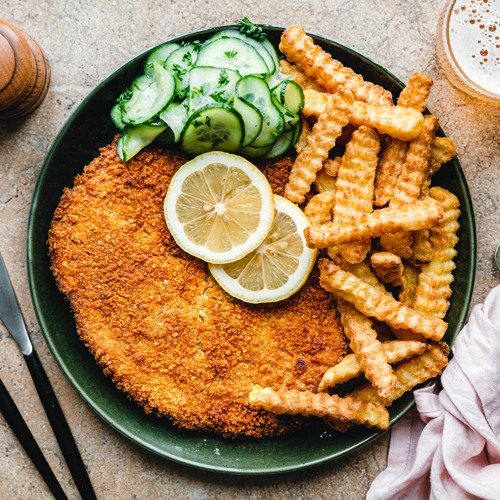 Stream Veganes Schnitzel mit Pommes und Salat by MAtts&amp;MattS | Listen ...