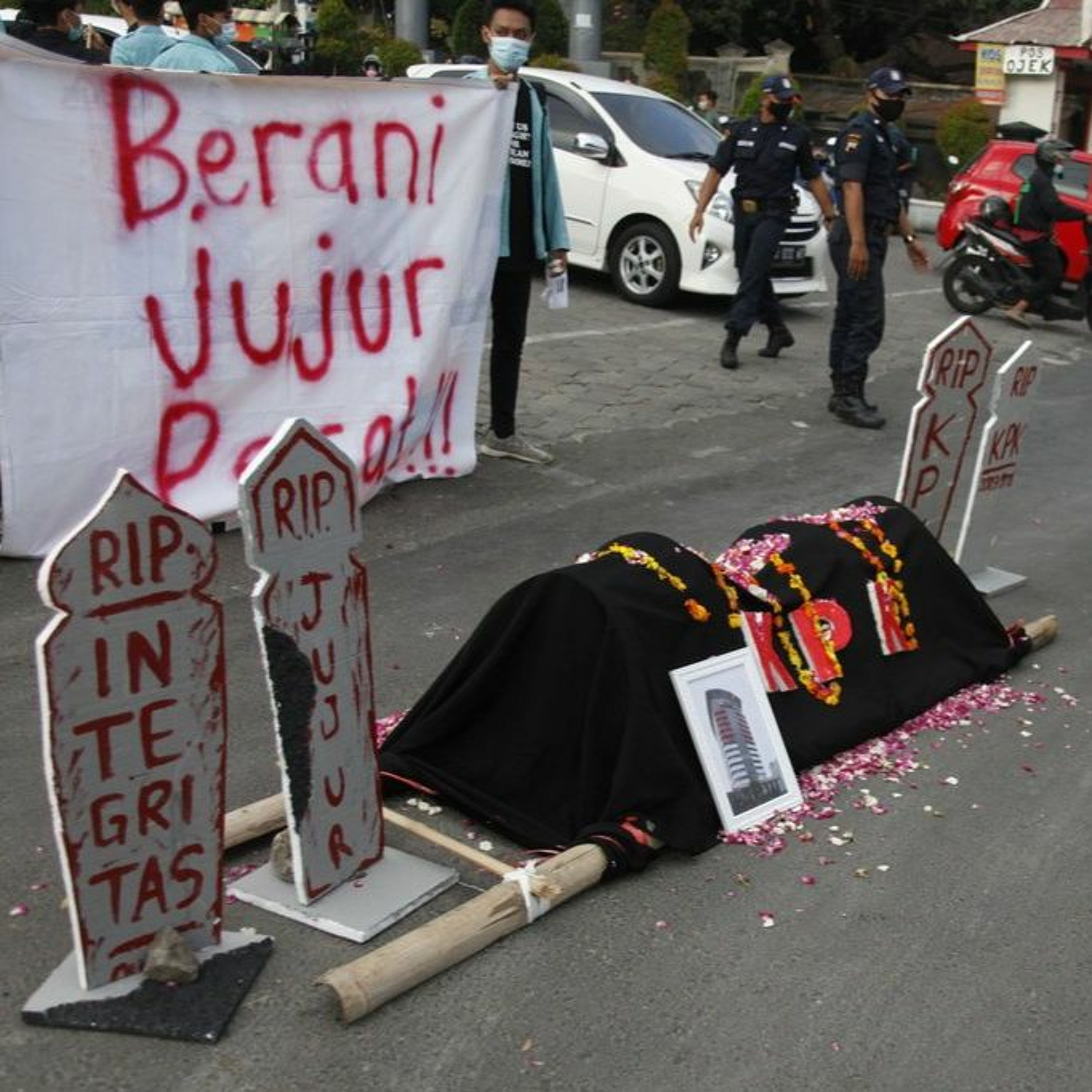 Dr Ahmad Khoirul Umam  - The Corruption Eradication Commission (KPK)