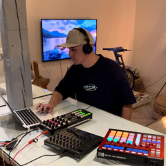 Daniel Chica | DJ Set @ Waou Sky of Madrid es MIA