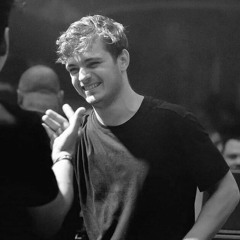 Martin Garrix & Mesto - Breakaway (zLiu Edit)