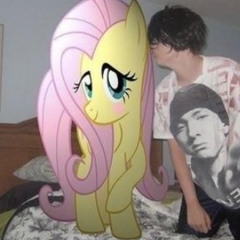 pony en celo HD latin/warashita