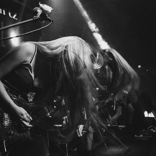 CHANGEOFPLANS (feat. nvrmindd)