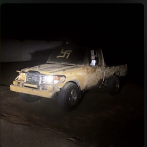 ‎⁨لا تحسبيني يوم جيتك براضيك⁩.