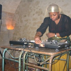 MiNaYo w/ Ruth Tafébé 201125