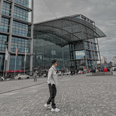 Vinahouse Garlic On Fly - Go Traveling Berlin 2025