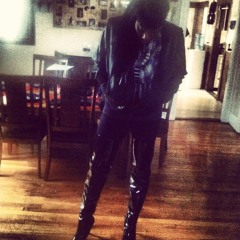 how could I be scared of Iran if my lil hoe pussy been bomb  (prod.jesusandreligionarecoolwords)