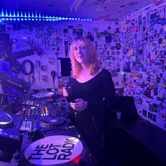 Eva Loveless @ The Lot Radio 11-10-2023