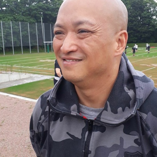 HuddleTime:WHITE - Mit Chinh