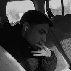 وعيوني لاتحلف بيهن صار سنين انت مبجيهن