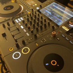 DUKES BAR AFRO&DEEP HOUSE SESSIONS @ DJ CARLOS AKA YAHESBLOD
