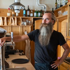 Olaf Thomsen - Arbeit im Restaurant Alpenblick in Tenna (GR)