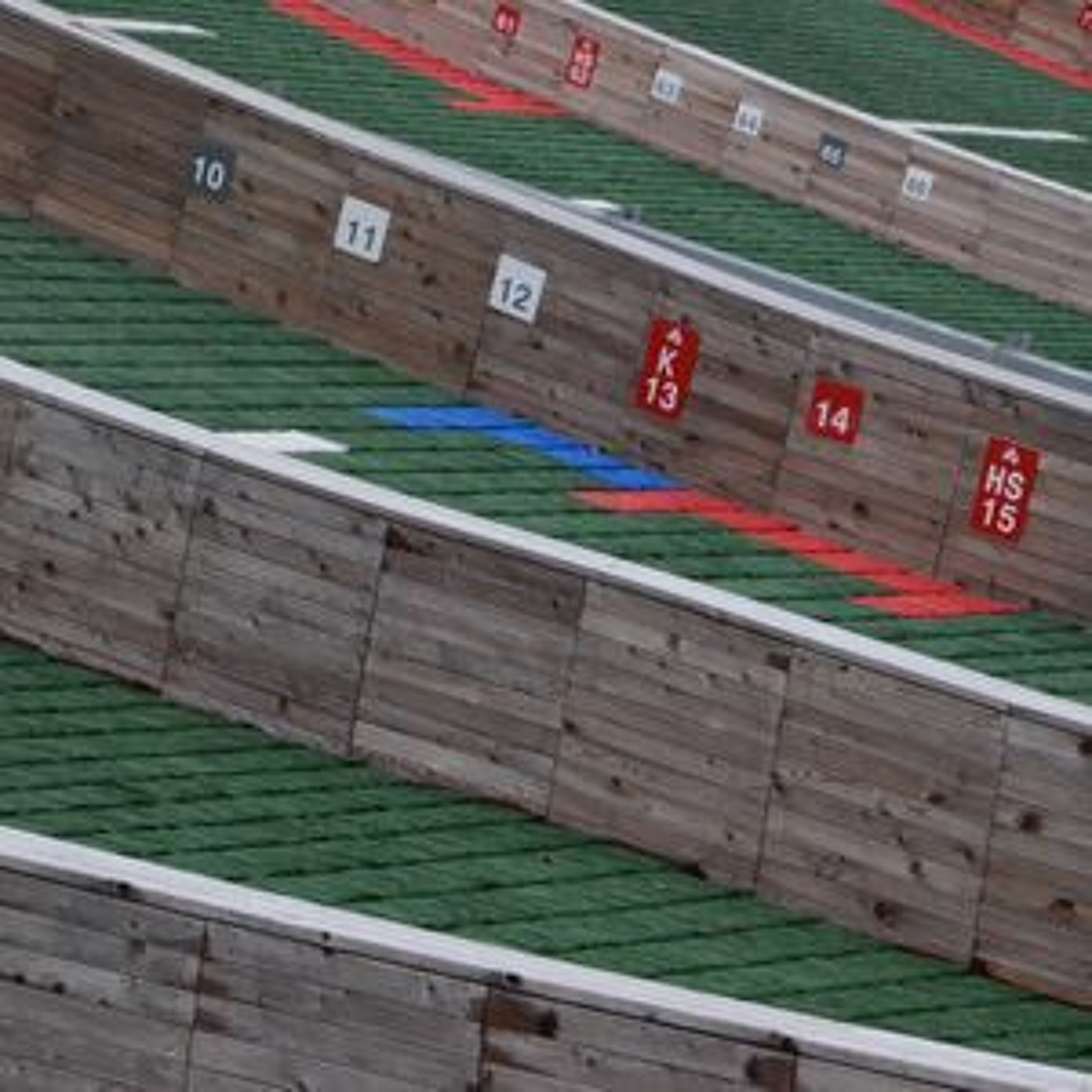 "Wyraźnie brakuje młodej krwi" - Audycja Sportowa podsumowuje sezon skoków narciarskich episode artwork