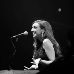 تجيني بكلمتين جداد تظن انك بترضيني؟