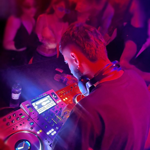 Be koja residi Dorcci X poobon X JEYZI (HARD TECHNO REMIX) –