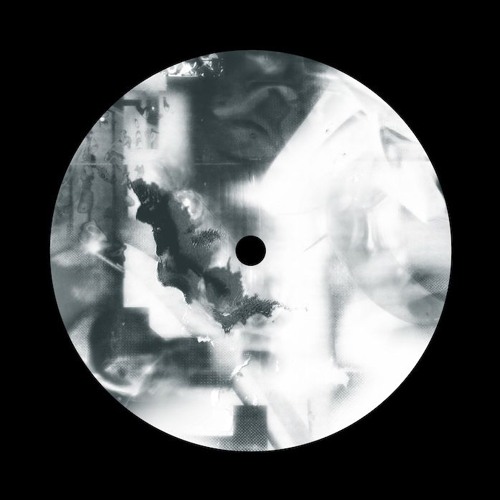 Premiere: Alan Backdrop - Gravity Self