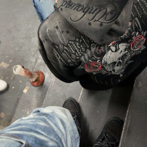 All He Know is Glokks&Sw!tches