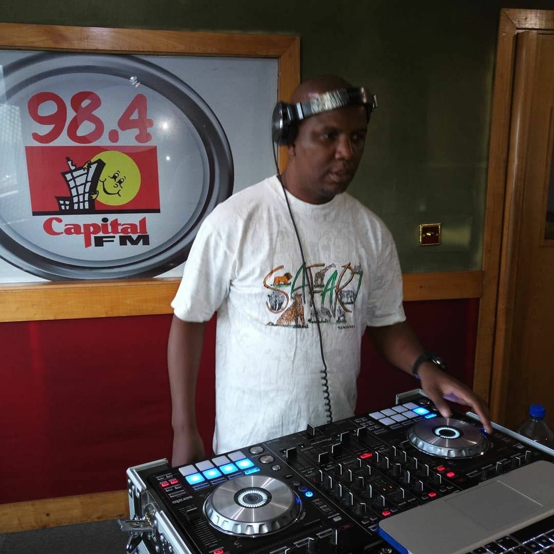 Stream 90'S R&B MIX by Capital FM | Listen online for free on SoundCloud