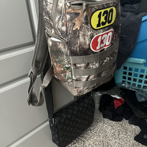 cap shit ft saks (makkgin)