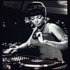 gimme a beautiful warmed up mix a lot - pretty crazy show