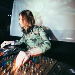 MODERN & GROOVY 28.05.23